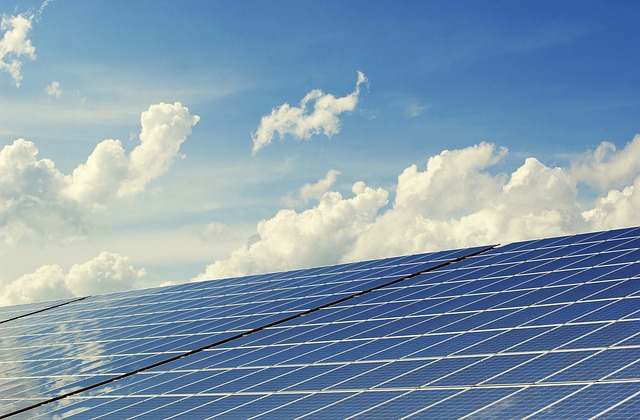 Interesa a empresa canadiense desarrollar proyecto piloto en energías limpias en Coahuila