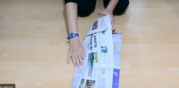 ¿Cómo hacer bolsas con papel periódico?  ¡sin pegamento!