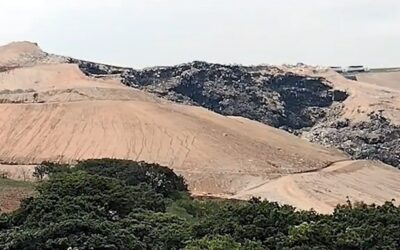 Derrumbe de relleno sanitario sepulta a tres personas en Naucalpan