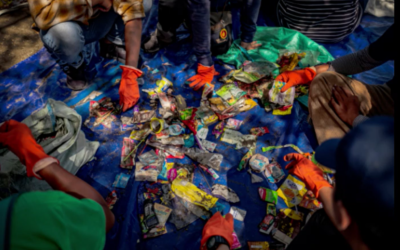 Un estudio revela que más de la mitad de la contaminación mundial por plásticos asociados a marcas de empresas transnacionales proviene de tan solo 56 empresas